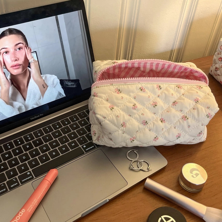 Makeup Bag - Sunday Violets