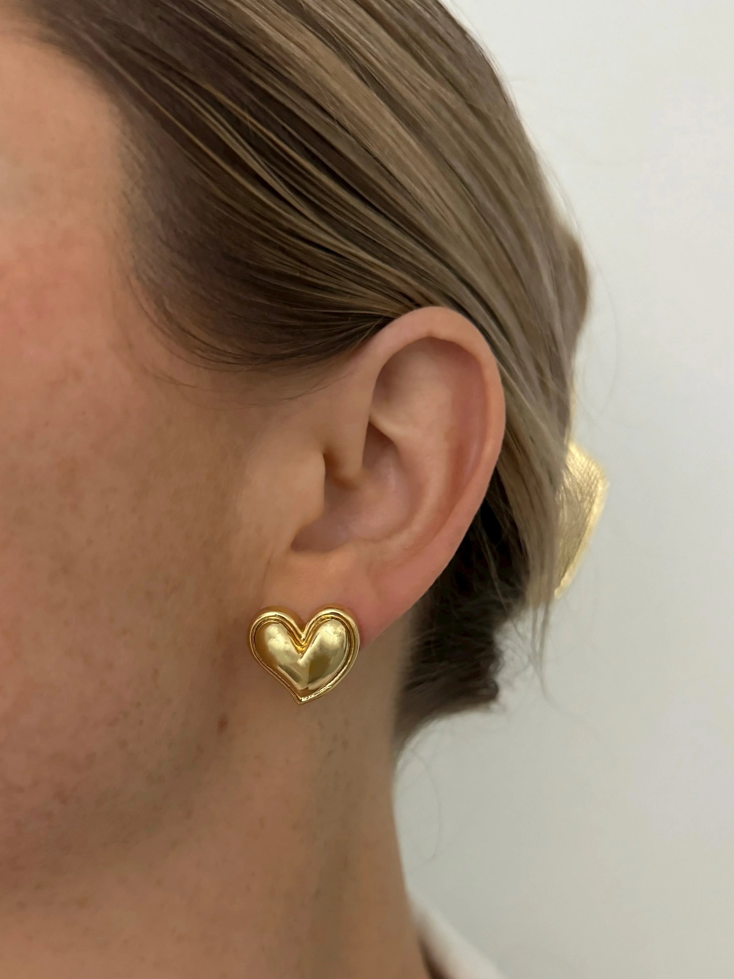 Gold Bitsy Heart Studs